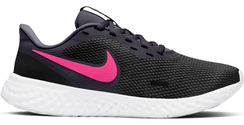 Nike revolution deals black and pink